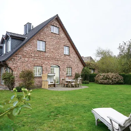 Holiday home Wiesenhuus