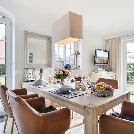 Holiday home Wiesenhuus Sylt